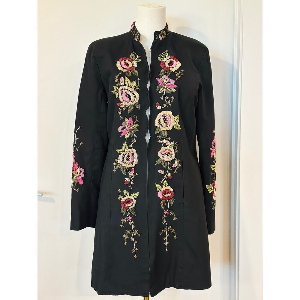 Newport News Black Floral Embroidered Blazer